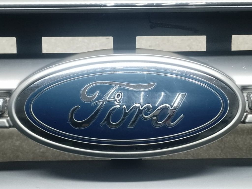 GJ5Z-8200-AA | Решітка радіатора FORD ESCAPE 12-19 - Фото 5