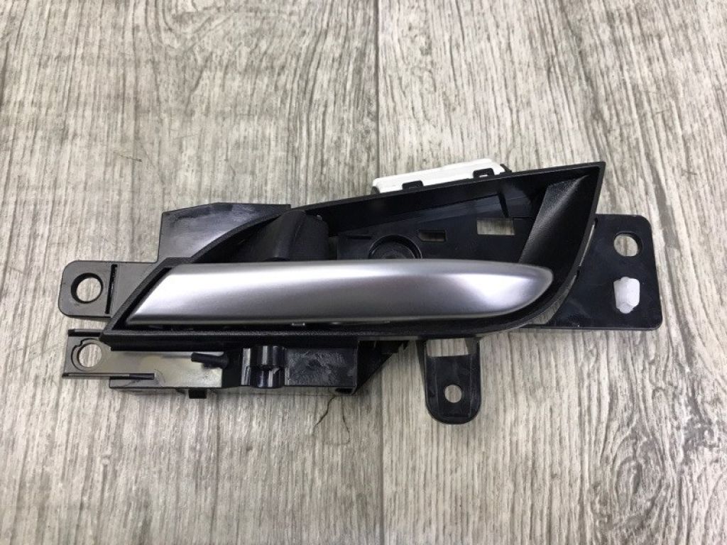 80671-5NA0B | Ручка дверей внутрішня передн. лів. INFINITI QX50 18-