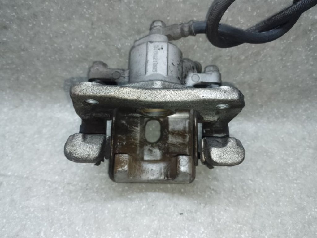 4785006110 | Супорт гальмівний задн. лів. TOYOTA CAMRY 55 14-17 - Фото 2