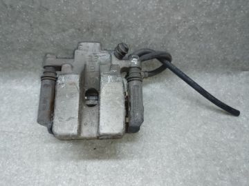 Супорт гальмівний задн. прав. TOYOTA CAMRY 55 14-17