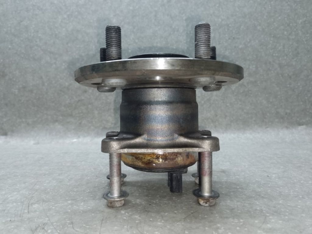 4245006110 | Ступица задн. прав. TOYOTA CAMRY 55 14-17 - Фото 2