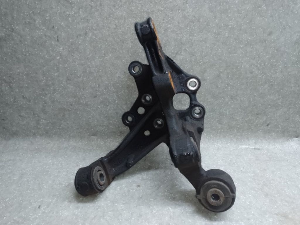 4230506130 | Цапфа лів. TOYOTA CAMRY 55 14-17