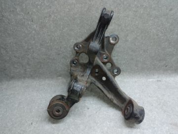 Цапфа прав. TOYOTA CAMRY 55 14-17