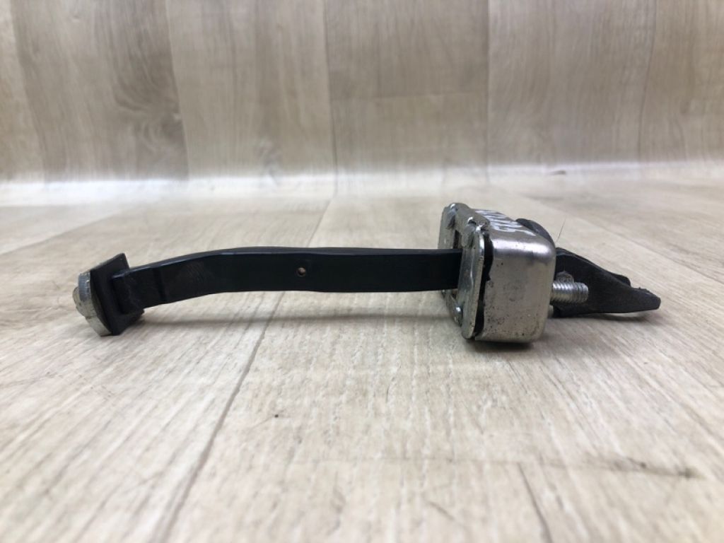 82430-5NA0A | Обмежувач дверей задн. лів. INFINITI QX50 18- - Фото 3