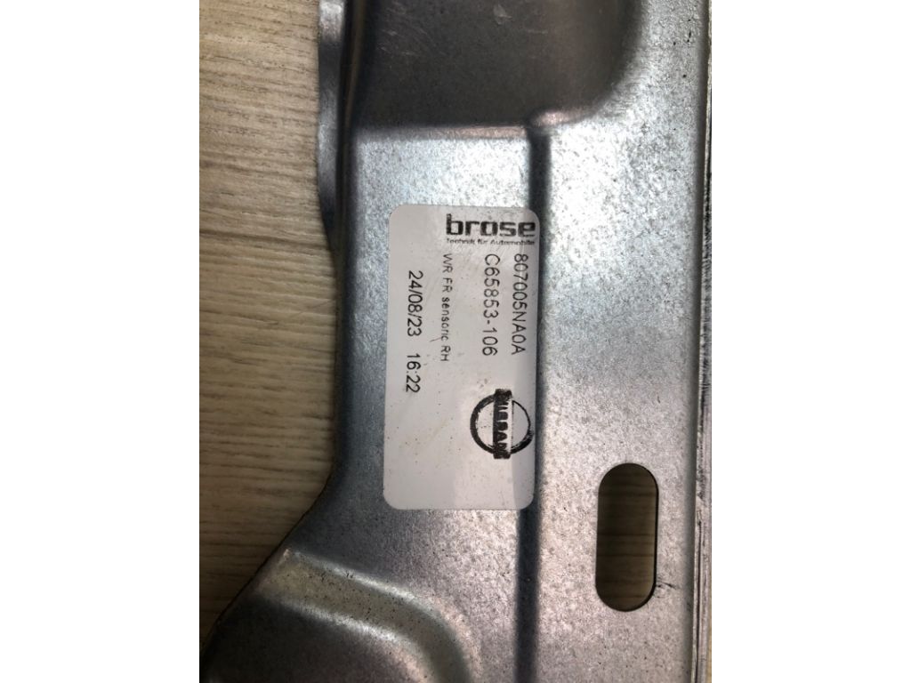 80700-5NA0A | Склопідйомник передн. прав. INFINITI QX50 18- - Фото 8