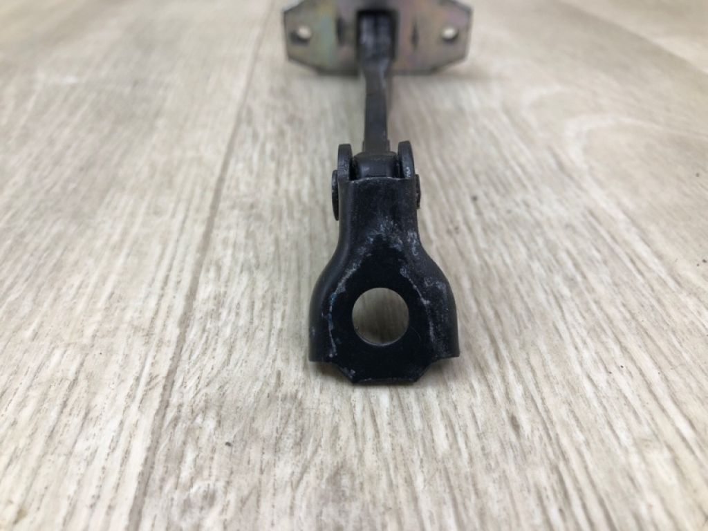 80430-5AA0A | Обмежувач дверей передн. NISSAN MURANO Z52 14- - Фото 4