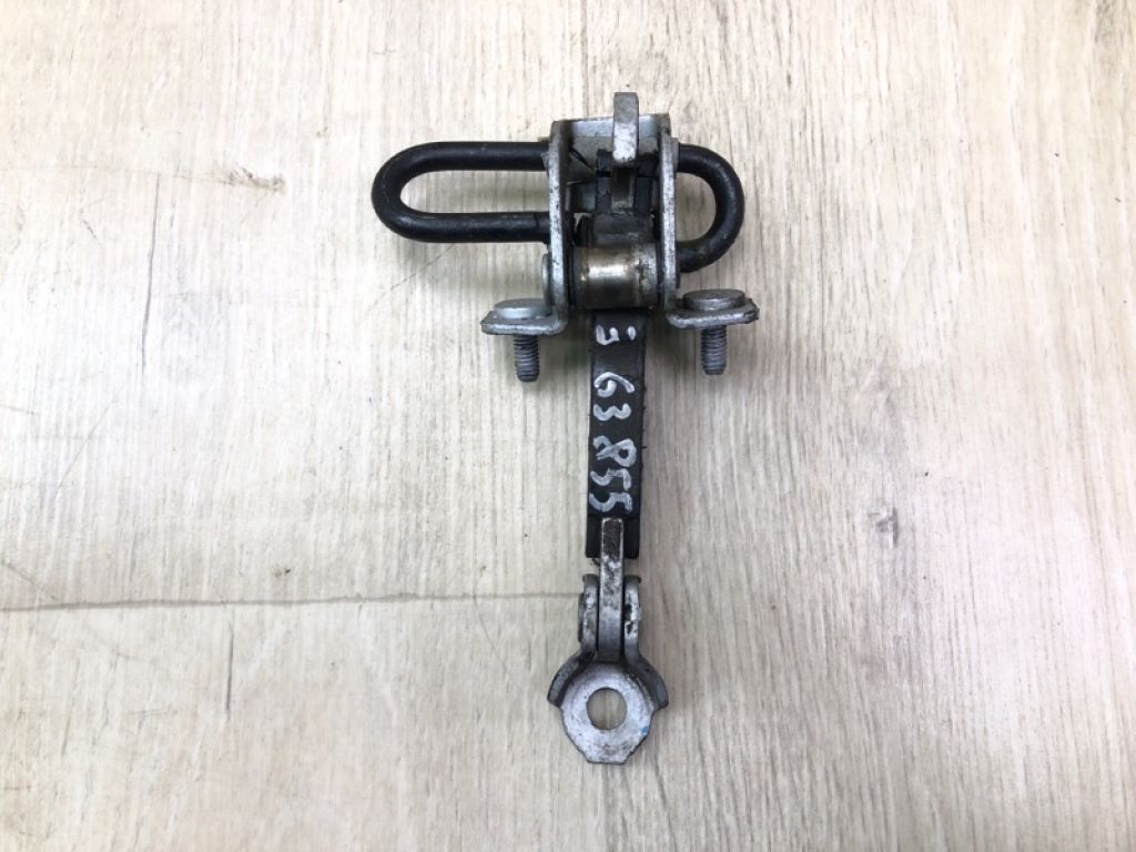 68070076AC | Ограничитель двери передн. FIAT 500 (312/FF) 07-19