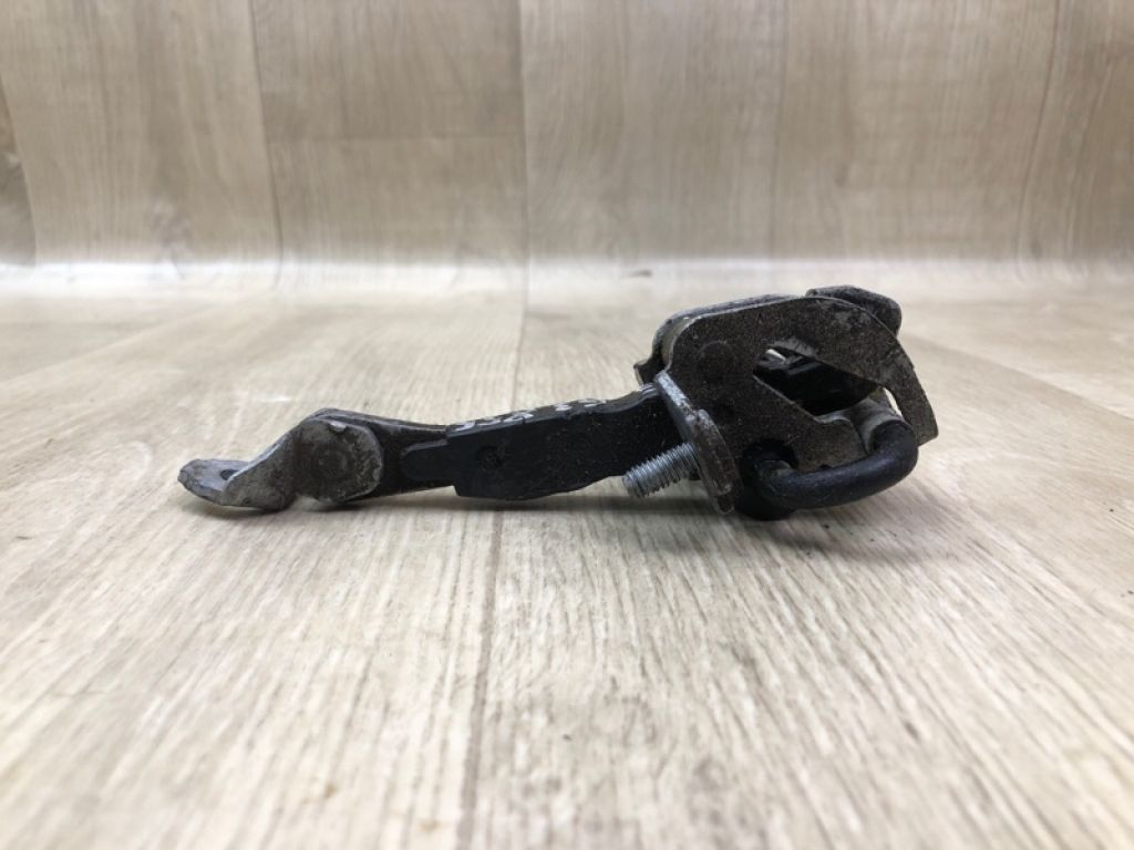 68070076AC | Ограничитель двери передн. FIAT 500 (312/FF) 07-19 - Фото 2