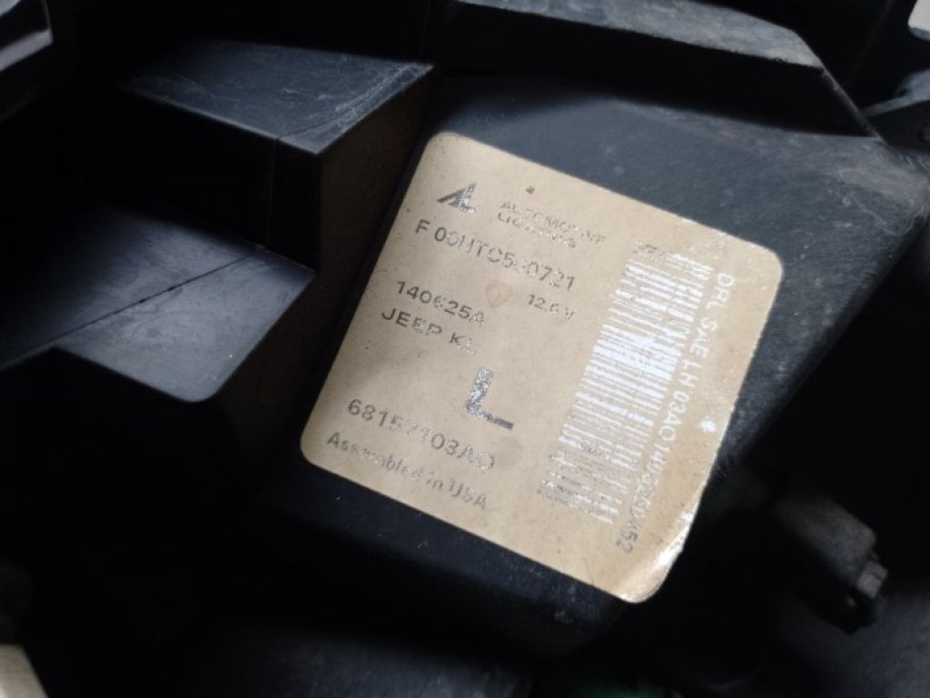 68157103AD | Дневной ходовой огонь лев. JEEP CHEROKEE 14- - Фото 4