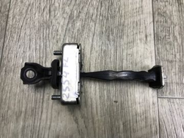 Обмежувач дверей передн. лів. INFINITI QX50 18-