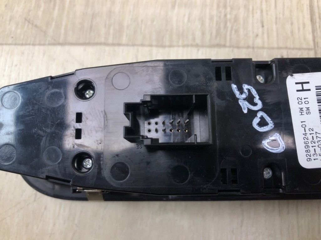 61319289624 | Блок керування склопідіймачами MINI COUNTRYMAN R60 10-16 - Фото 6