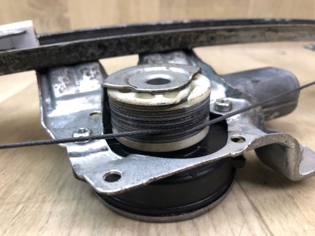 80720-5AA0A | Склопідйомник передн. прав. NISSAN MURANO Z52 14- - Фото 4