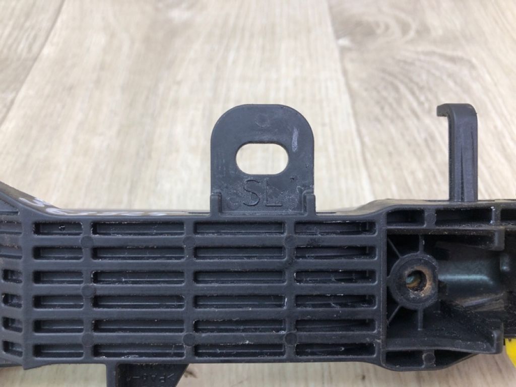 6923008040B2 | Ручка двері зовнішня задн. лів. TOYOTA SIENNA 11-16 - Фото 4