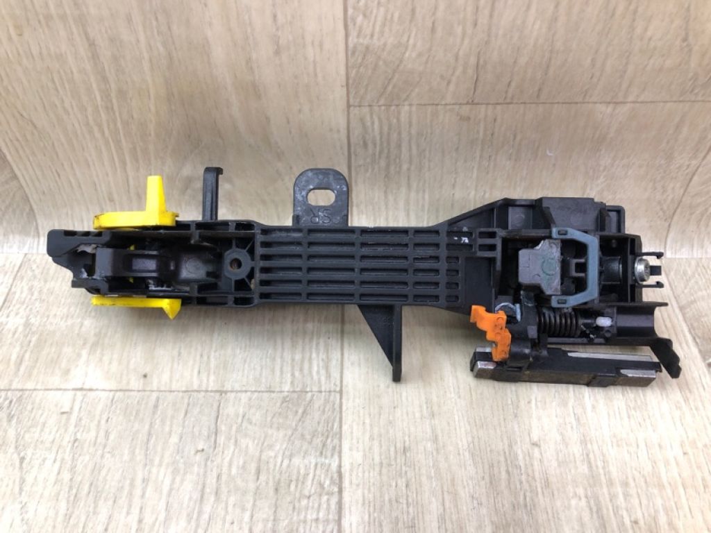 6923008040B2 | Ручка двері зовнішня задн. прав. TOYOTA SIENNA 11-16 - Фото 3