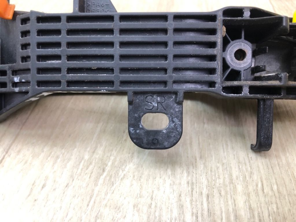 6923008040B2 | Ручка двері зовнішня задн. прав. TOYOTA SIENNA 11-16 - Фото 4