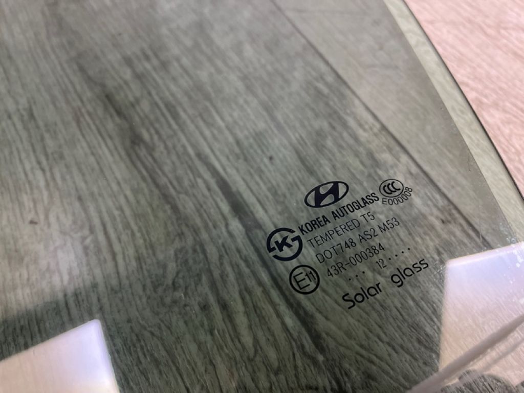 824113S010 | Стекло двери передн. лев. HYUNDAI SONATA YF 10-14 - Фото 2