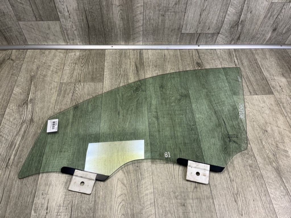 80301-5VS0A | Скло дверей передн. лів. INFINITI QX50 18-