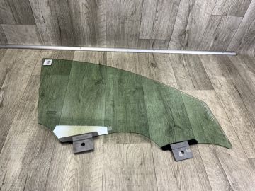 Скло дверей передн. прав. INFINITI QX50 18-