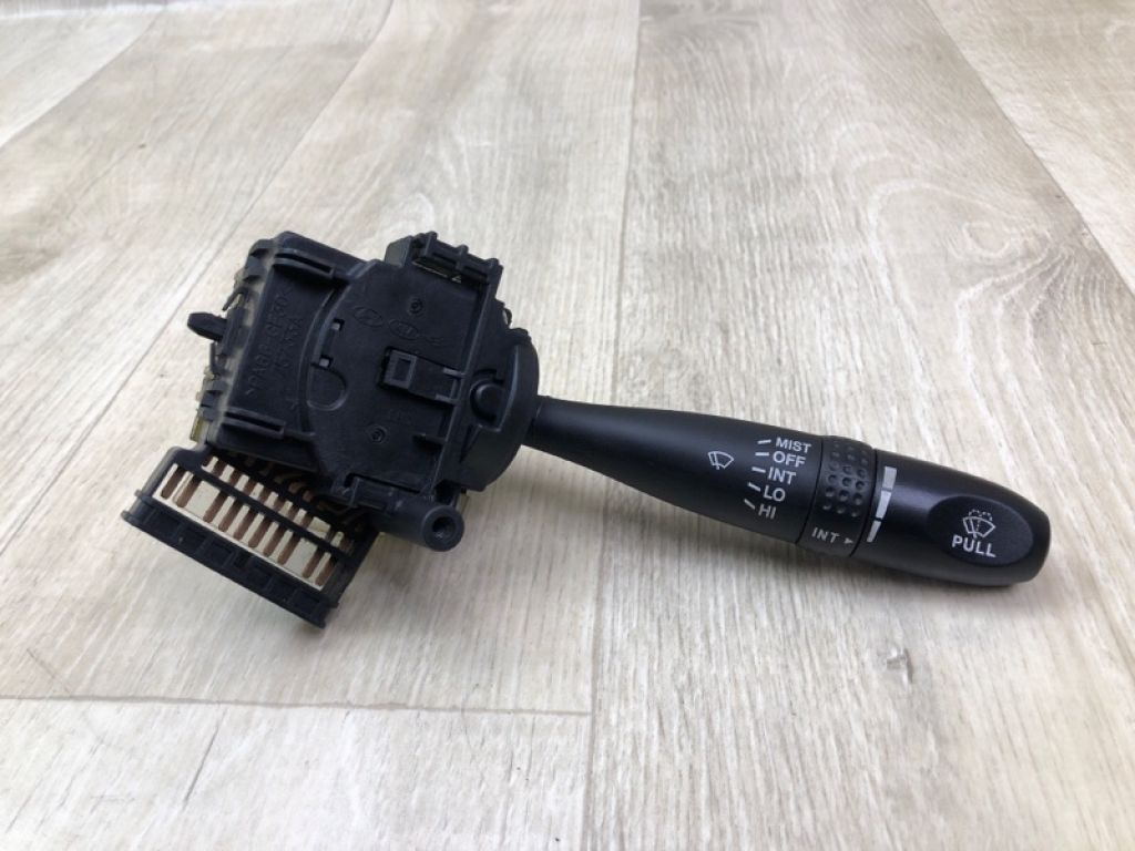 93420-1G100 | Подрулевой переключатель прав. HYUNDAI ACCENT MC 06-10