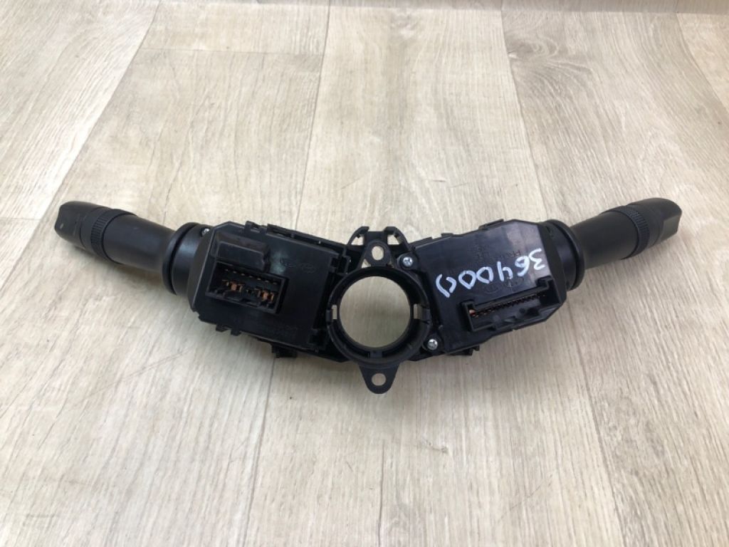 93410-3X810 | Подрулевой переключатель HYUNDAI ELANTRA GD 12-17 - Фото 2