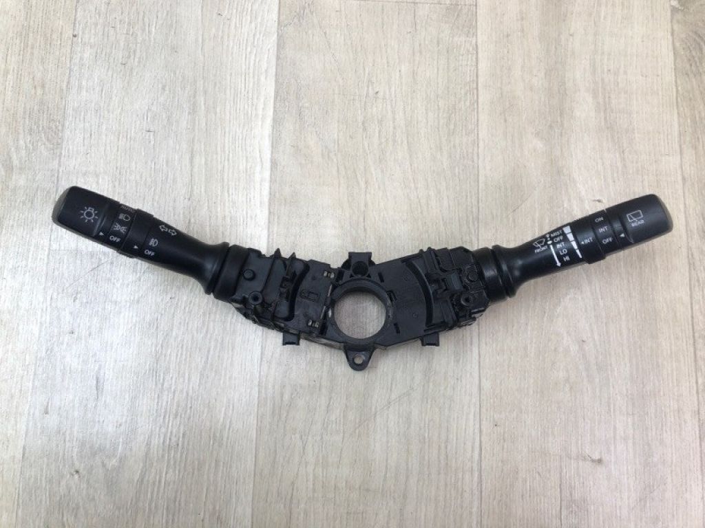 93410-2M011 | Подрулевой переключатель HYUNDAI TUCSON LM 09-15