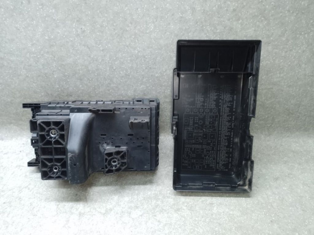 68192999AF | Блок запобіжників моторний відсік JEEP CHEROKEE 14- - Фото 3