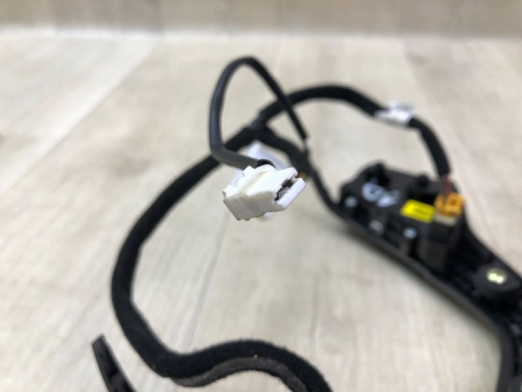 96700-F2030 | Кнопки руля HYUNDAI ELANTRA AD 16- - Фото 11