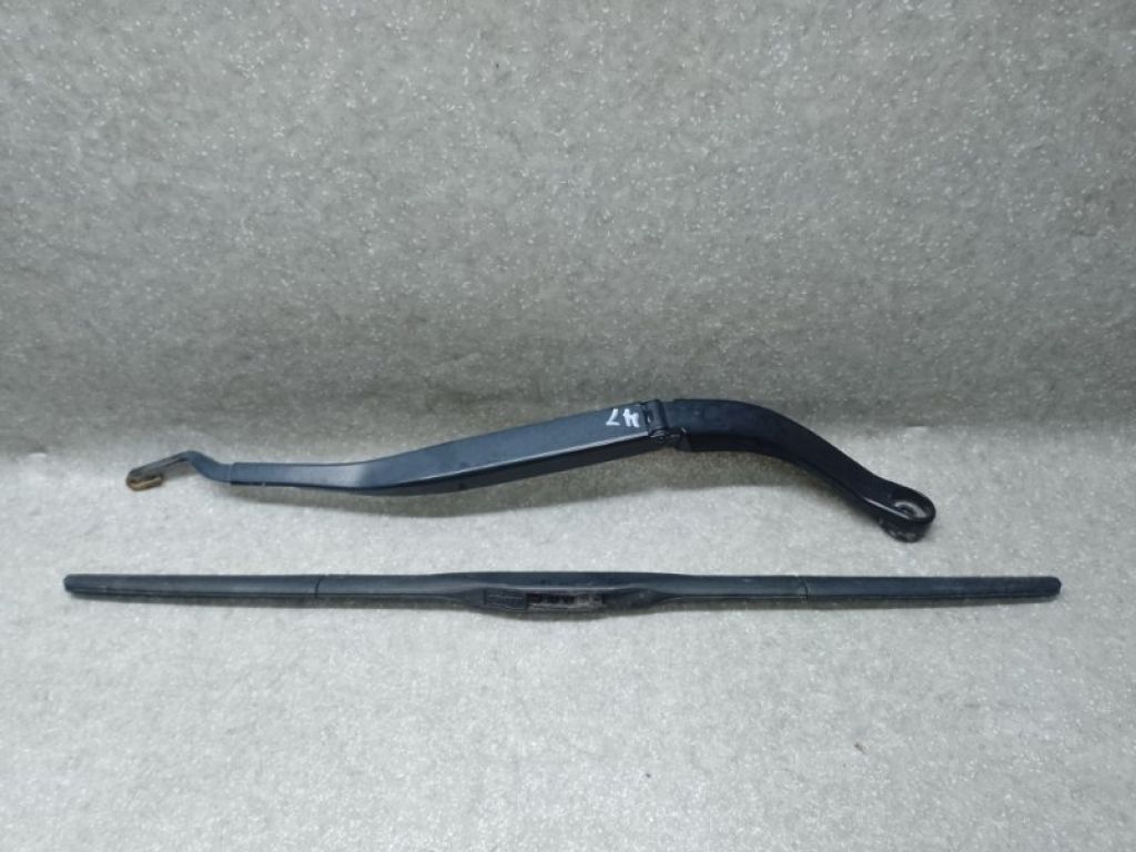 68197136AA | Повідець склоочисника передній лів. JEEP CHEROKEE 14-