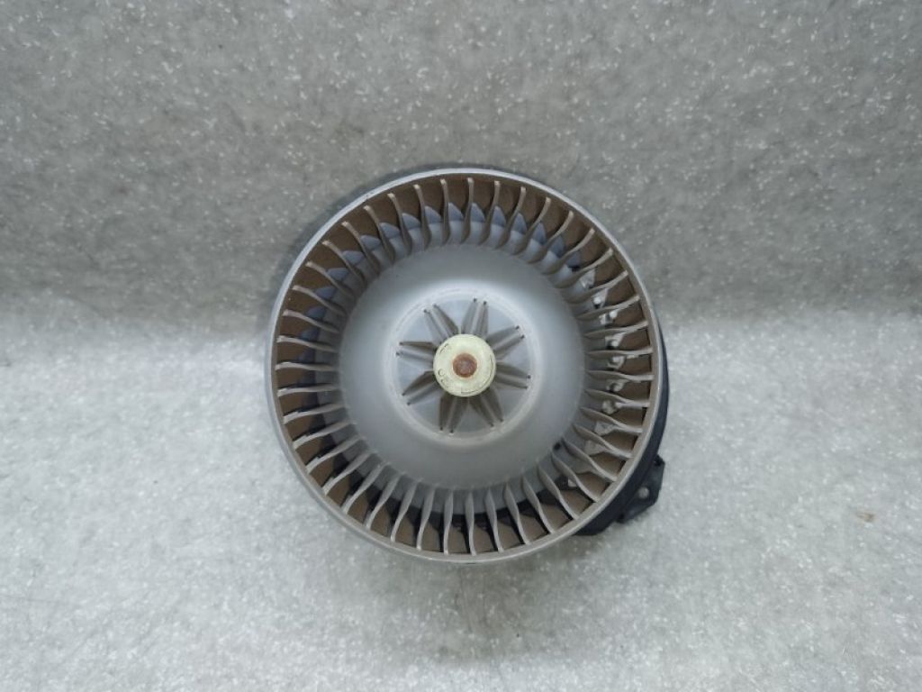 68223053AA | Моторчик пічки JEEP CHEROKEE 14-