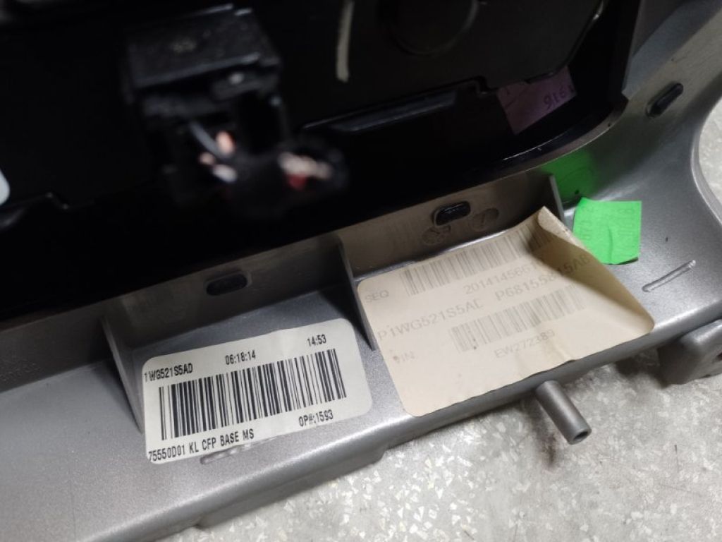 1WG521S5AB | Накладка торпедо під магнітолу JEEP CHEROKEE 14- - Фото 5