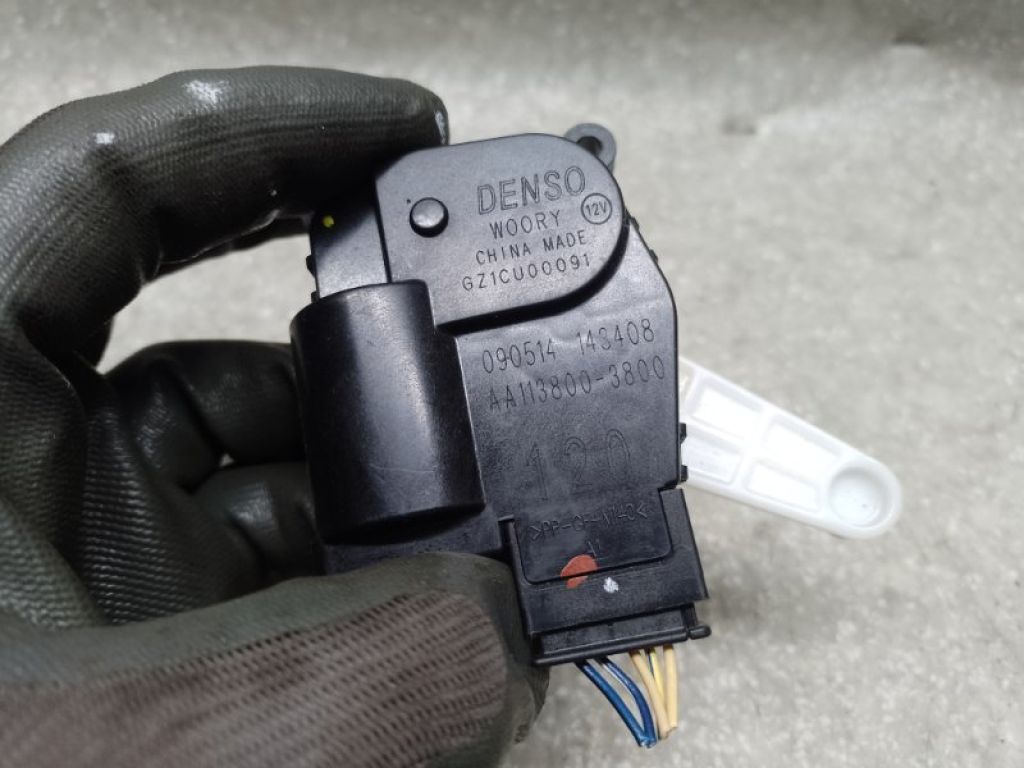 68223058AA | Моторчик заслінки пічки JEEP CHEROKEE 14- - Фото 3