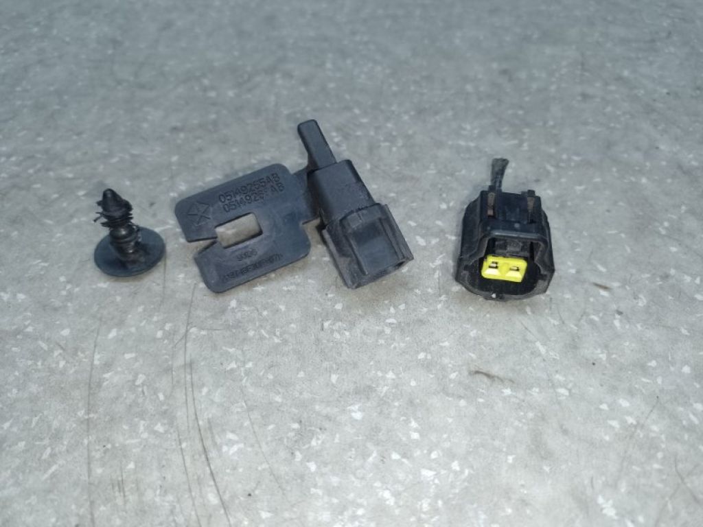 5149265AB | Датчик температури зовнішнього повітря JEEP CHEROKEE 14-