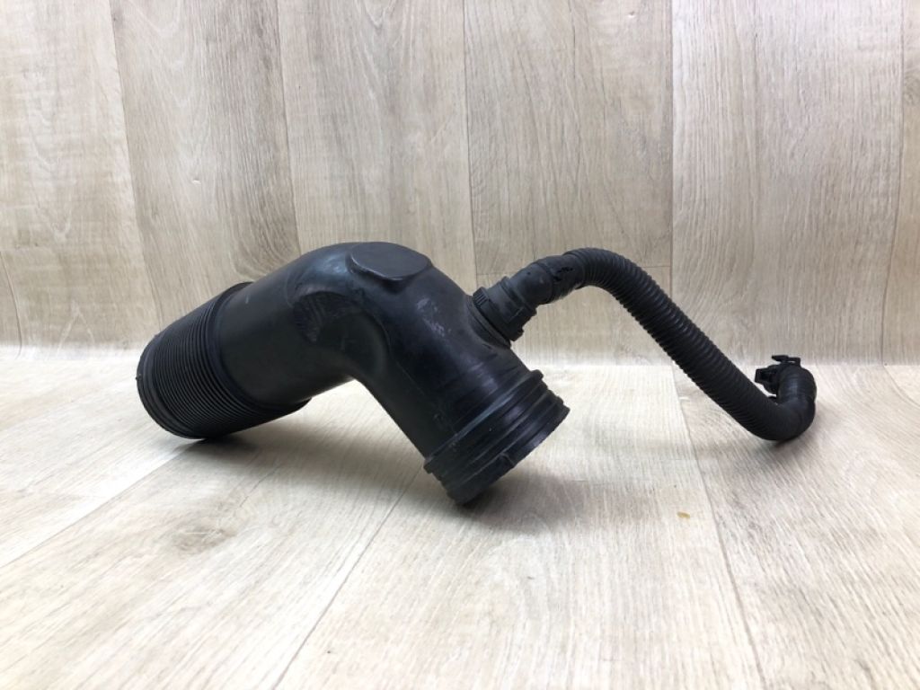 07K129684C | Патрубок воздушного фильтра VOLKSWAGEN JETTA USA 10-17 - Фото 2