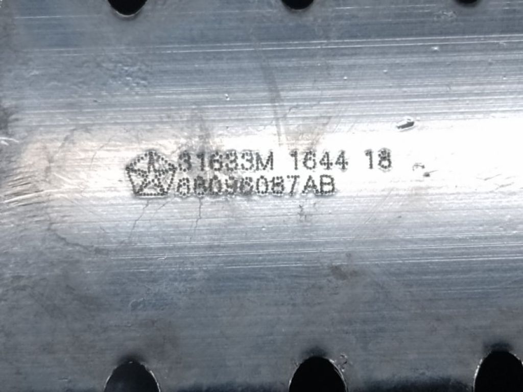 68096087AB | Кронштейн переднього бампера лів. JEEP CHEROKEE 14- - Фото 3