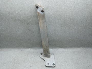 Кронштейн підсилювача переднього бампера лів. JEEP CHEROKEE 14-