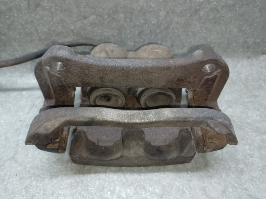 68212011AA | Суппорт тормозной передн. лев. JEEP CHEROKEE 14- - Фото 4