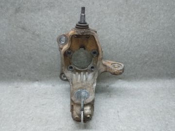 Кулак поворотний лів. JEEP CHEROKEE 14-