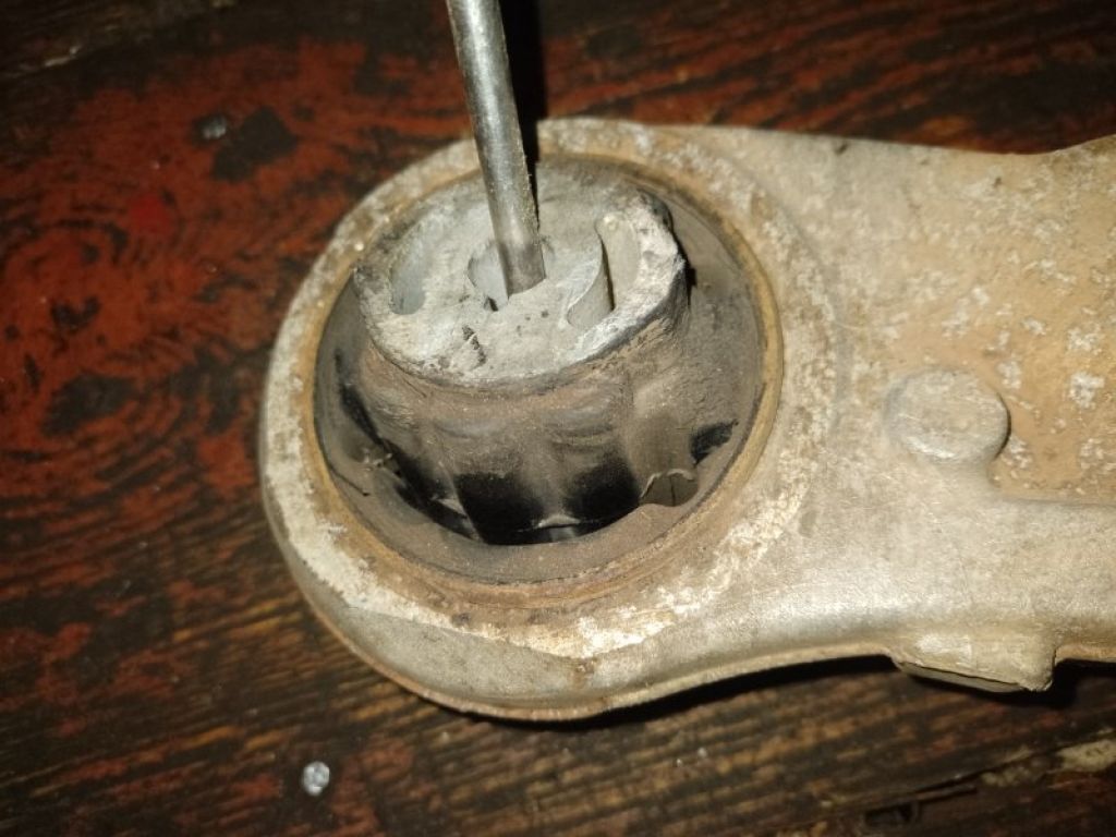 4877839AC | Важіль передньої підвіски нижній лів. JEEP CHEROKEE 14- - Фото 3