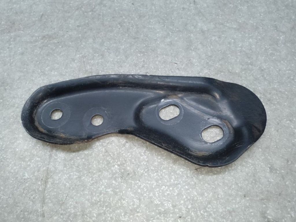 4877367AB | Крепление балки подвески передн. лев. JEEP CHEROKEE 14-