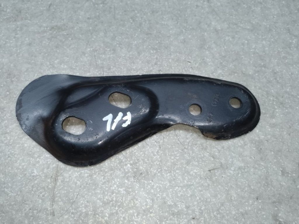 4877367AB | Крепление балки подвески передн. лев. JEEP CHEROKEE 14- - Фото 2