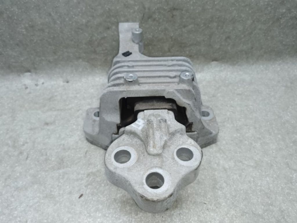 68164710AE | Подушка двигателя лев. JEEP CHEROKEE 14-