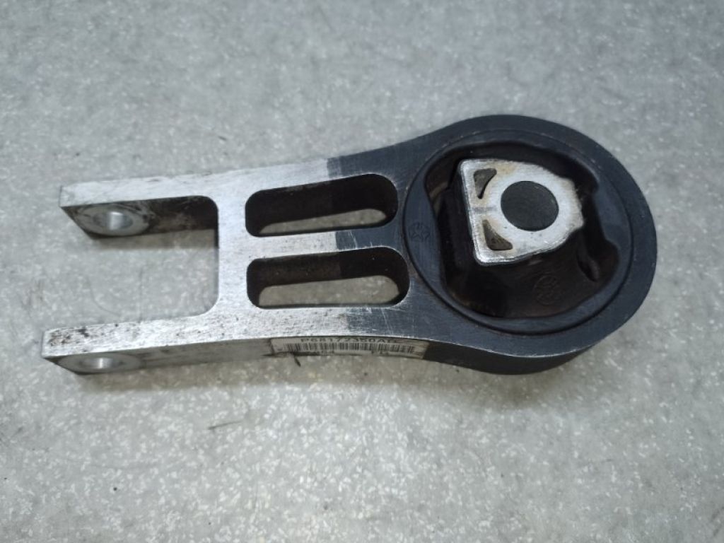 68172350AD | Подушка двигателя JEEP CHEROKEE 14- - Фото 2