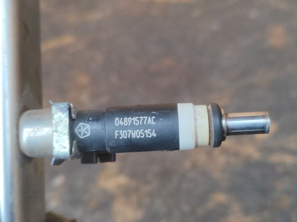 04891577AC | Форсунка паливна DODGE JOURNEY 08-20 - Фото 2
