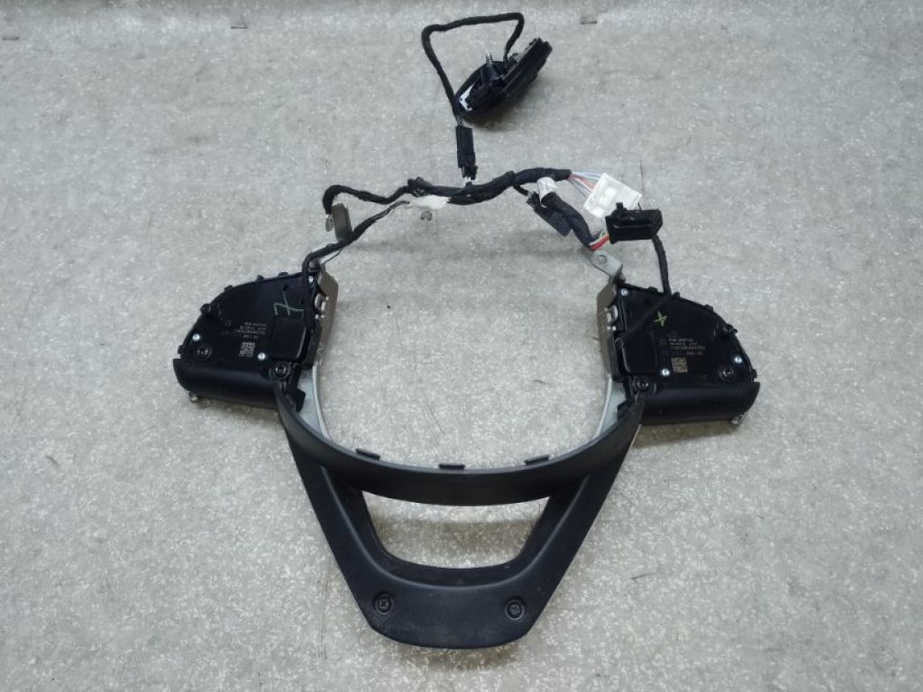 68146891AC | Кнопки руля JEEP CHEROKEE 14- - Фото 2