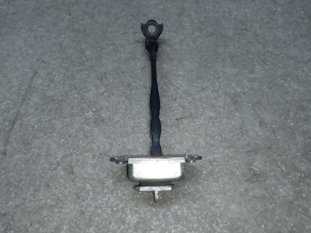 82430-1BA0A | Обмежувач дверей задн. прав. INFINITI EX35(37) 07-12 - Фото 2