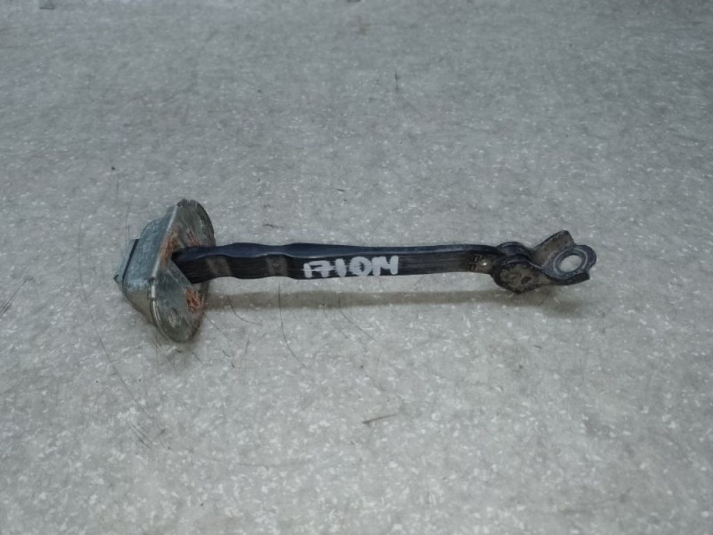 82430-1BA0A | Обмежувач дверей задн. прав. INFINITI EX35(37) 07-12 - Фото 4