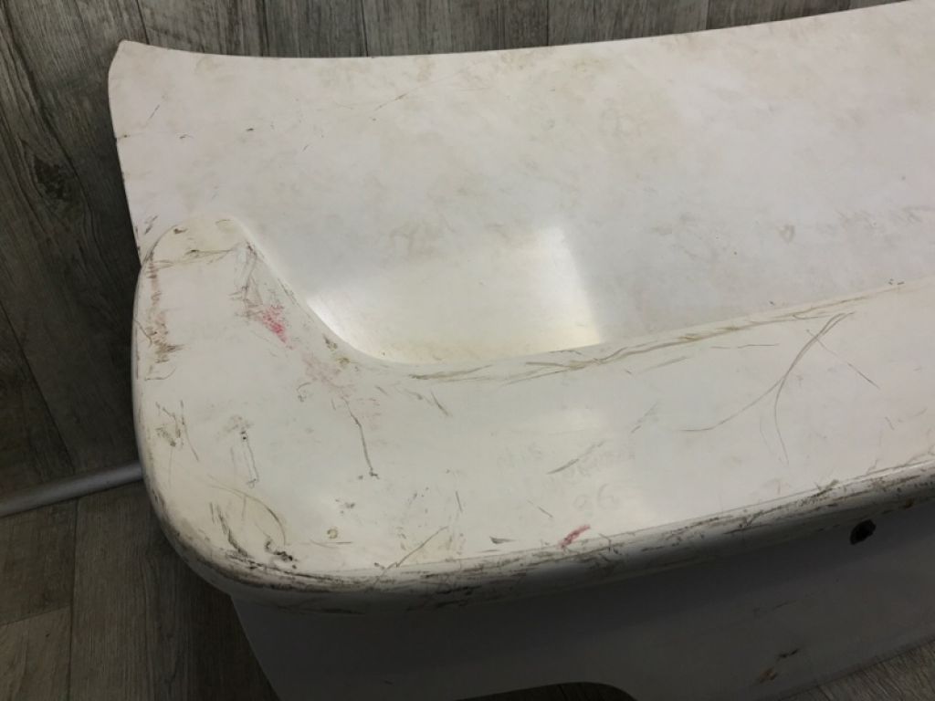 84300-1E735 | Крышка багажника NISSAN BLUEBIRD 91-97 - Фото 5