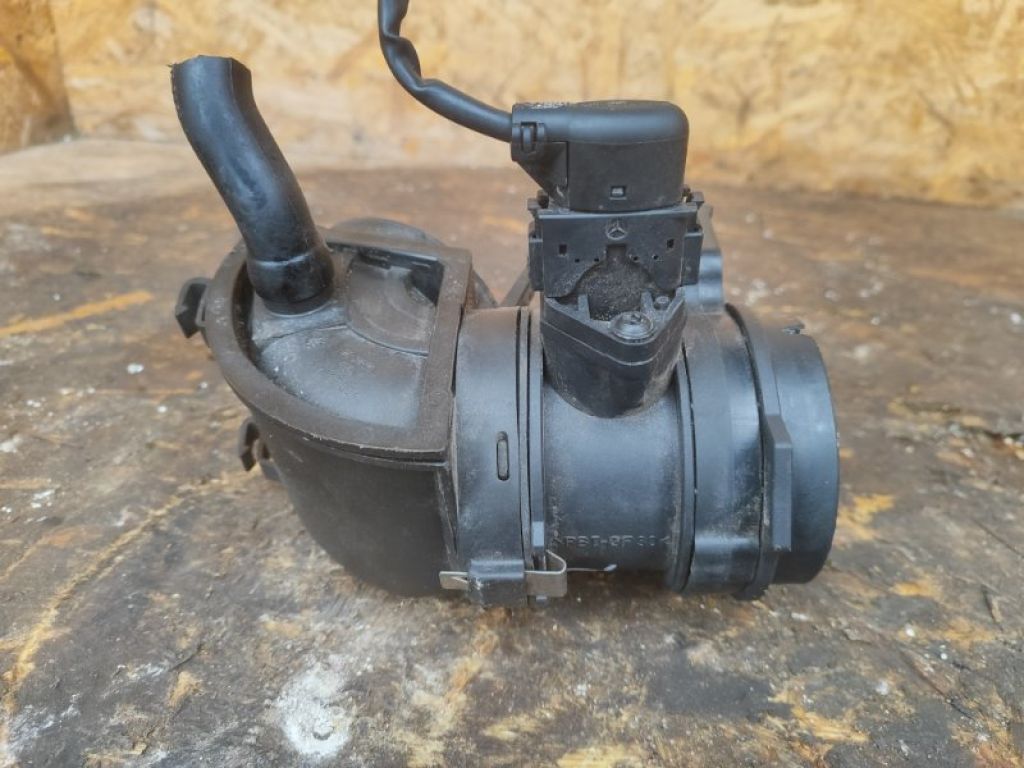 A1120940048 | Витратомір повітря MERCEDES E-CLASS W211 02-09 - Фото 2