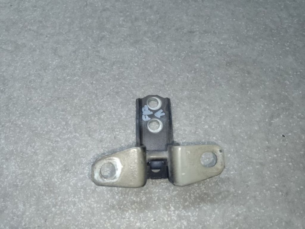 5702A063 | Петля двері верхня передн. прав. MITSUBISHI ASX / OUTLANDER SPORT 10-21 - Фото 2