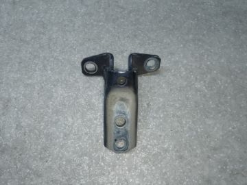 Петля двері нижня передн. прав. MITSUBISHI ASX / OUTLANDER SPORT 10-21